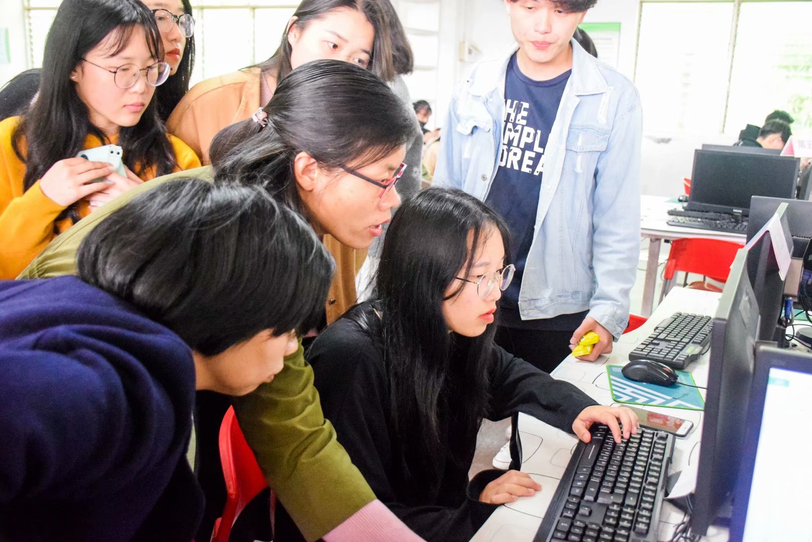 psb (9).jpg 新老澳门香港原料网站