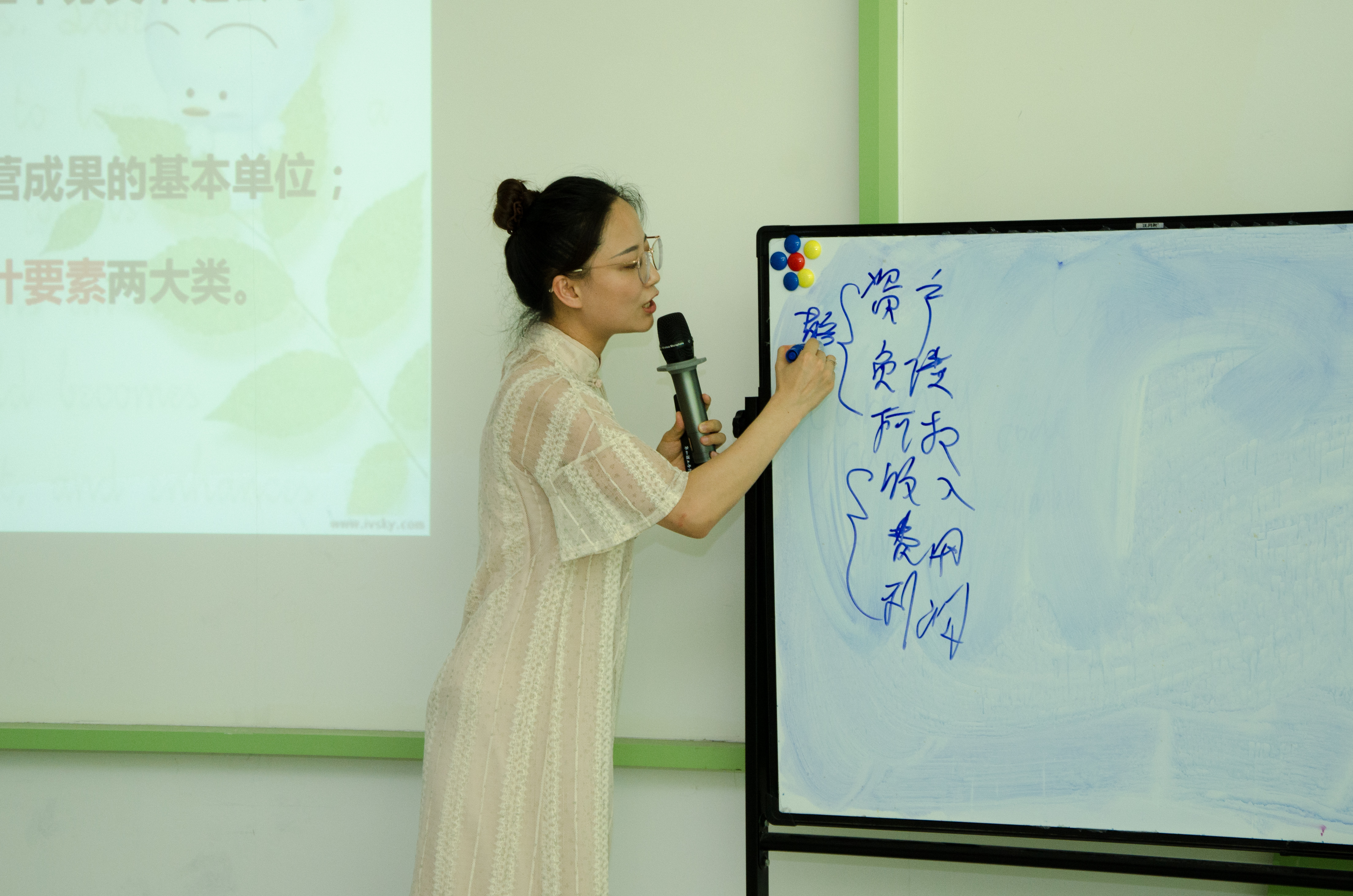 9.jpg 新老澳门香港原料网站