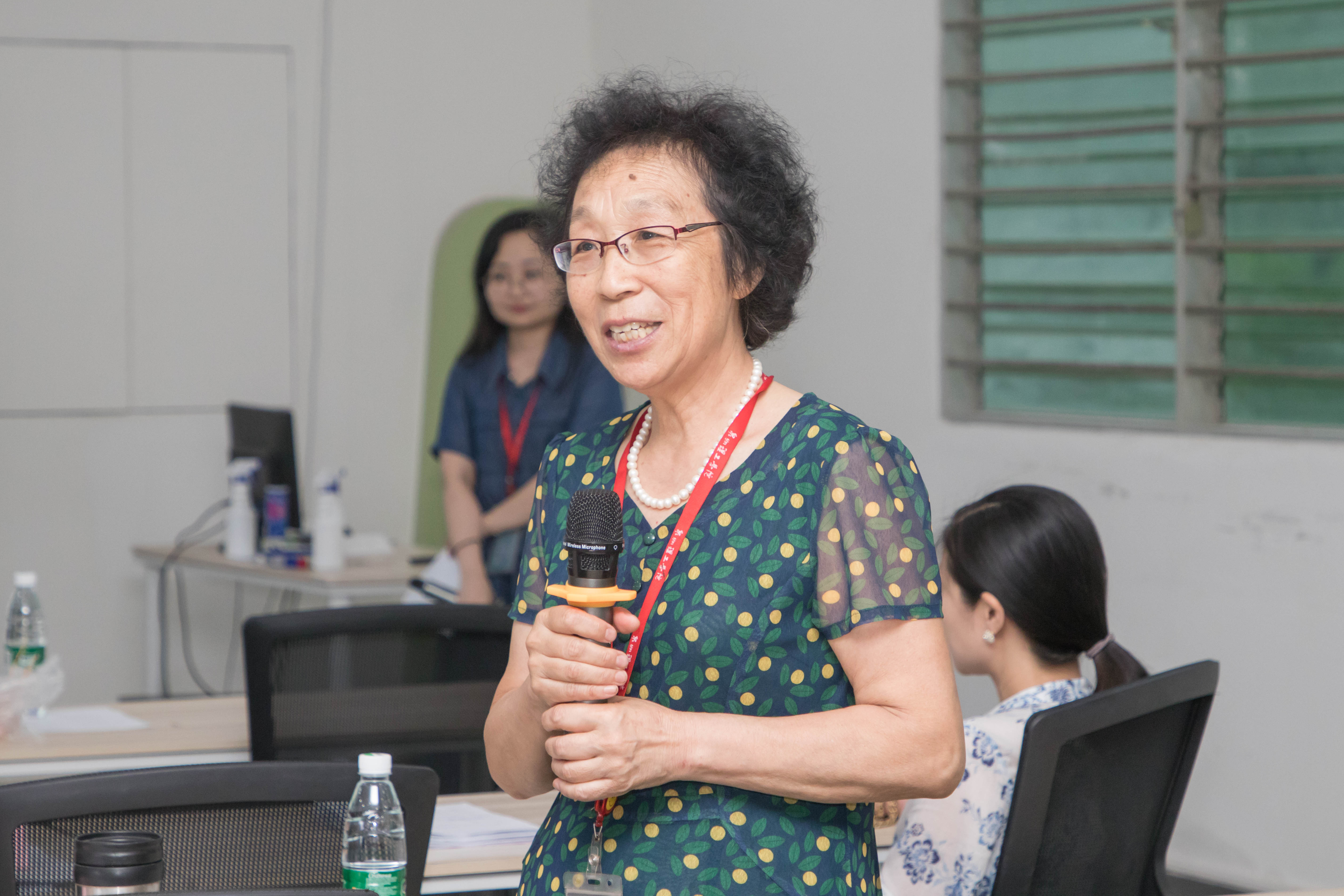 32.jpg 新老澳门香港原料网站
